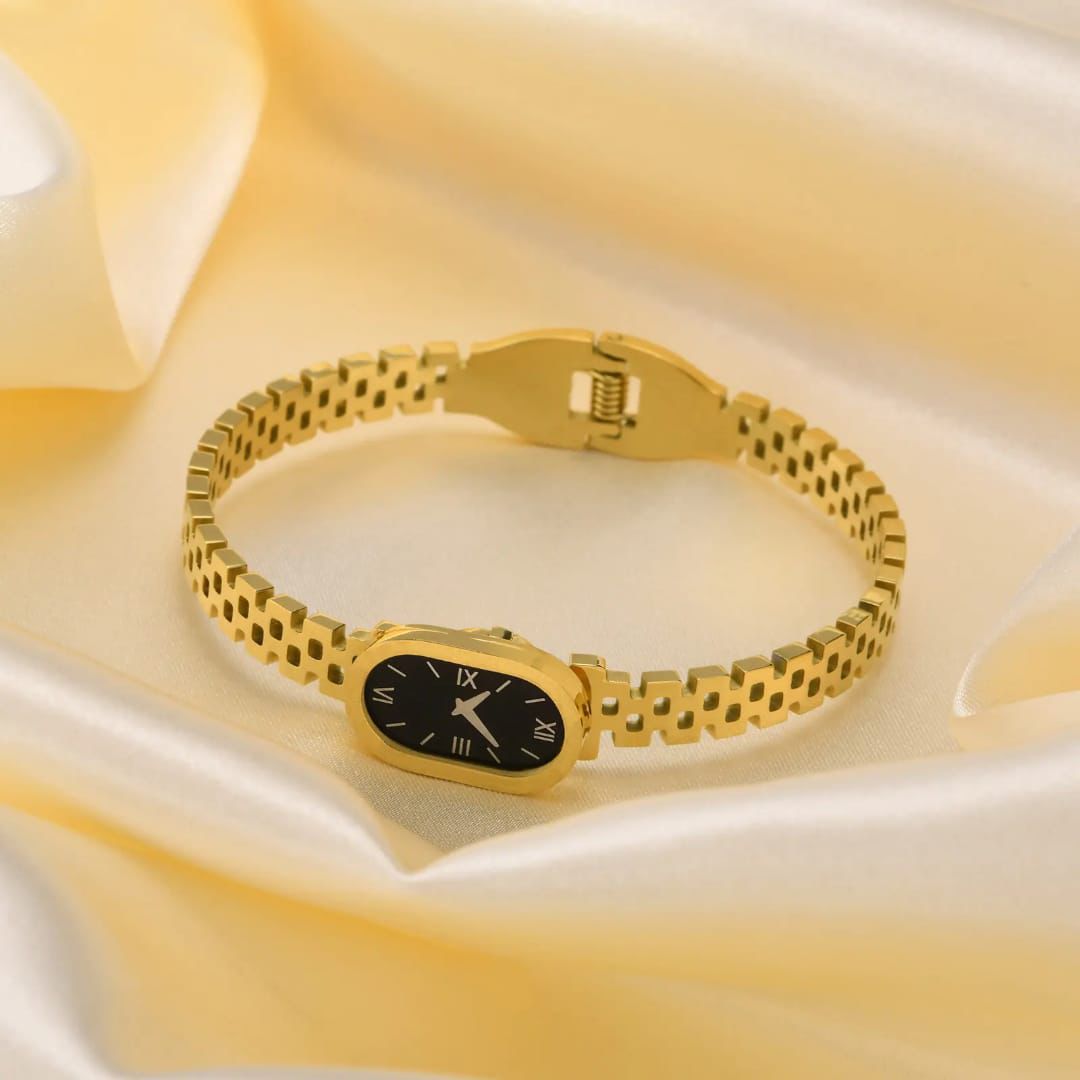Zewyne Opulent Time Bracelet – Where Elegance Meets Precision