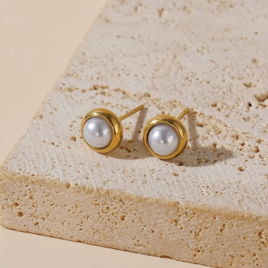 Zewyne Seraphine Earring – Where Grace Meets Modern Design